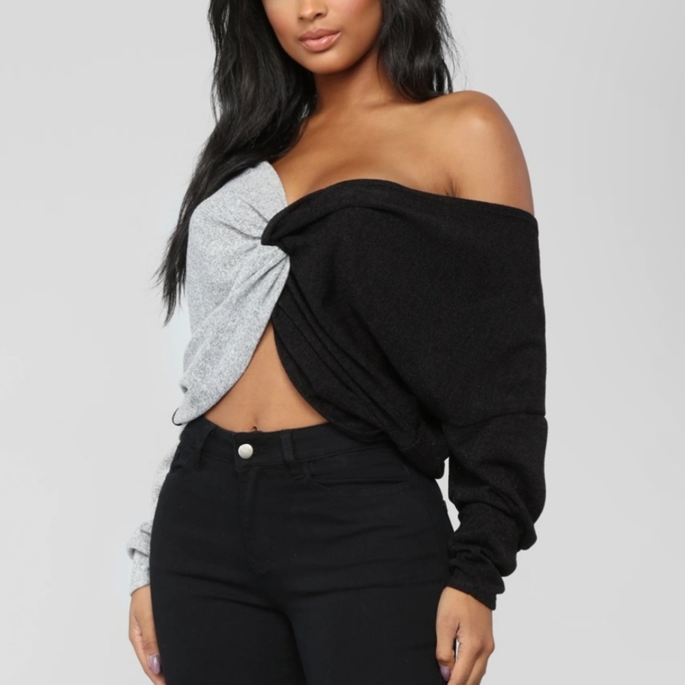 NWOT Fashion Nova Black Gray Two-tone Knit Front Knot Cropped Sweater